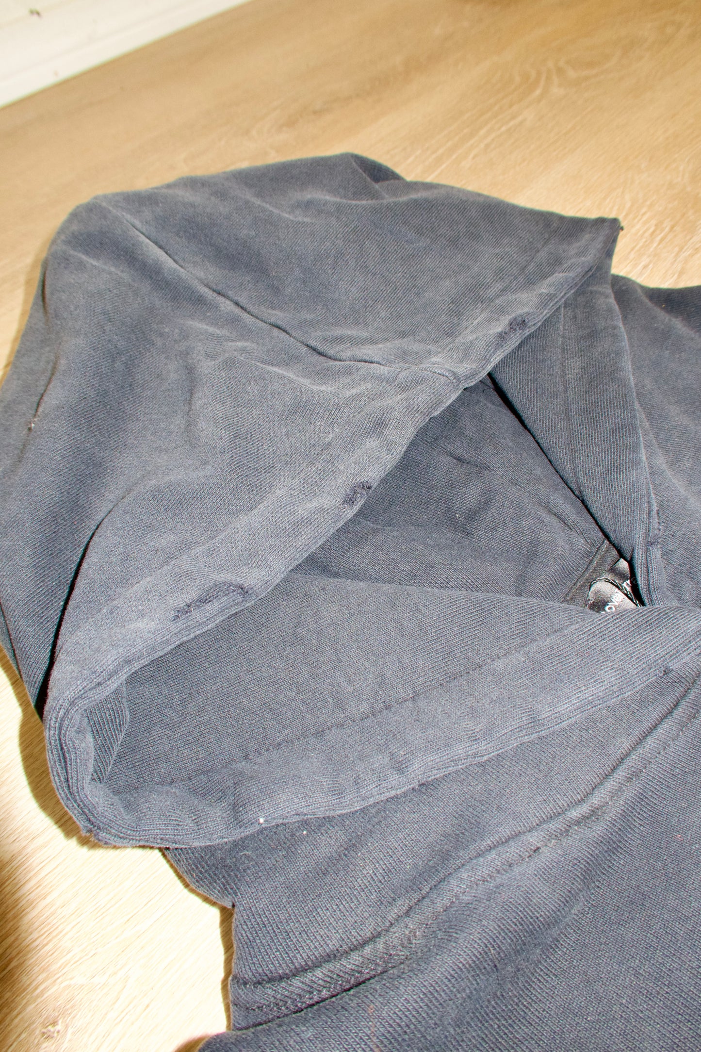 BURNING4U DISTRESSED HOODIE